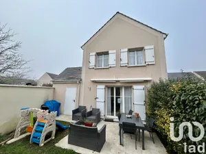 Traditional house at Fleury-Mérogis (91700)