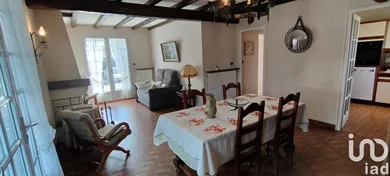 Traditional house at Givrand (85800)