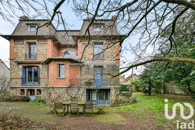 Traditional house at Argenteuil (95100)