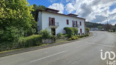 Village house at Saint-Just-Ibarre (64120)