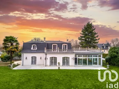 Demeure à Noisy-le-Grand (93160)
