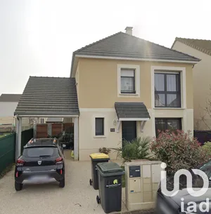 Traditional house at Vert-Saint-Denis (77240)
