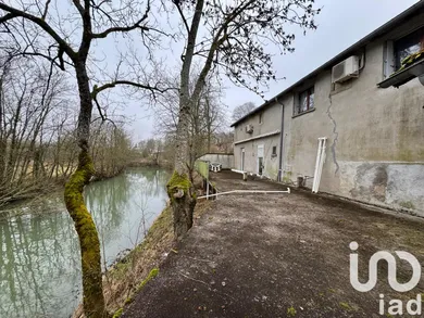 Maison de ville à Mirecourt (88500)