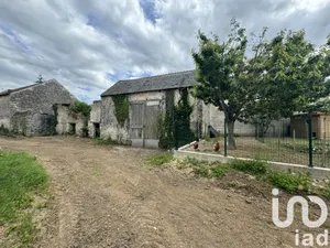 Building at Thignonville (45300)