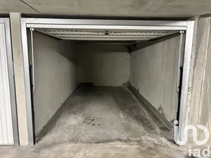 Parking à Fréjus (83600)