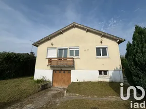 House at Villemaréchal (77710)
