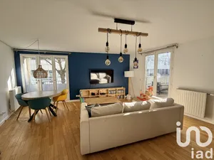 Apartment at Bordeaux (33100)