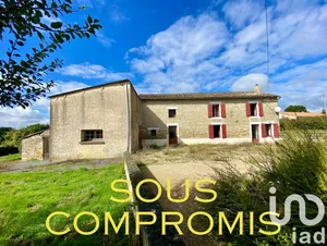 Longère à Saint-Georges-de-Noisné (79400)