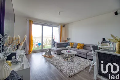 Apartment at Persan (95340)