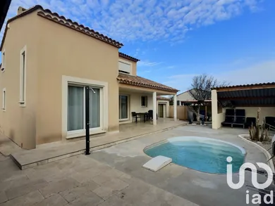 Traditional house at Saint-Martin-de-Crau (13310)
