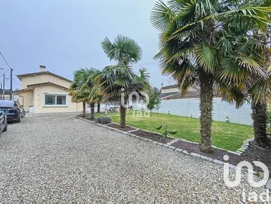 House at Vertheuil (33180)