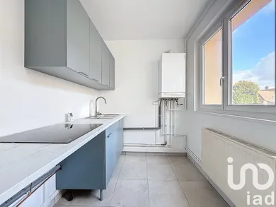 Appartement à Elbeuf (76500)