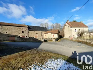 Farm at Saint-Pardoux-d'Arnet (23260)