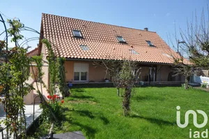 Maison traditionnelle à Le Baizil (51270)