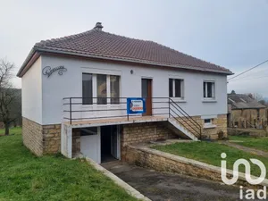 Pavillon à Angecourt (08450)