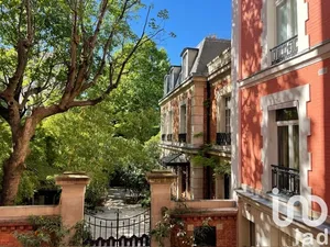 Apartment at Paris (75006)