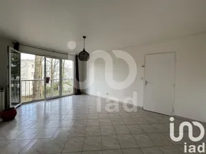Appartement à Évry-Courcouronnes (91000)