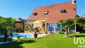 Maison à Combs-la-Ville (77380)