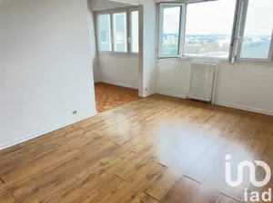 Apartment at Épinay-sur-Seine (93800)