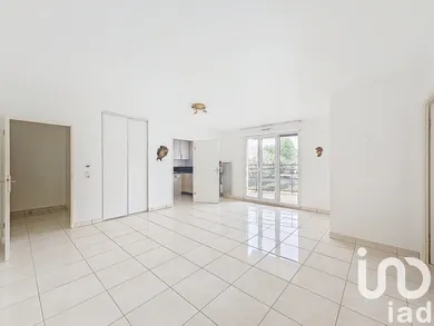 Appartement à Claye-Souilly (77410) — 4/12