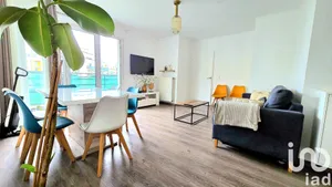 Apartment at Créteil (94000)