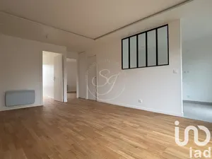 Apartment at Corbeil-Essonnes (91100)