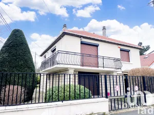 Traditional house at Montfermeil (93370)