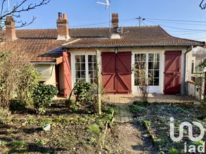 Maison traditionnelle à Jouet-sur-l'Aubois (18320)