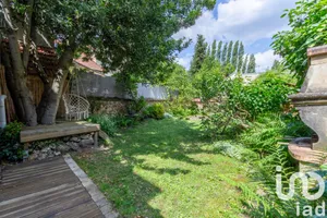 Apartment at Igny (91430)