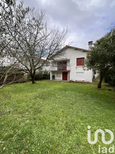 Maison à Pau (64000)