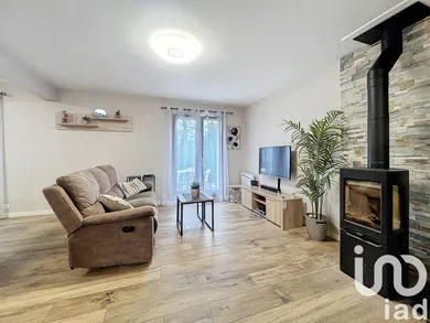 Maison traditionnelle à Saint-Fargeau-Ponthierry (77310) — 5/13