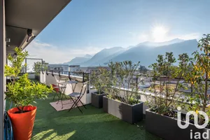 Apartment at Voreppe (38340)