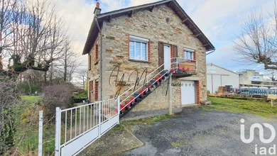 Traditional house in Lédergues (12170)