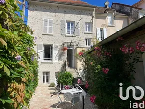 House in Villeneuve-sur-Bellot (77510)