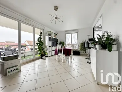 Apartment at Pontault-Combault (77340)