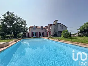 House at Touille (31260)
