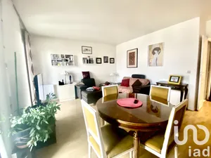 Apartment at Thiais (94320)