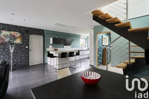 Architectural house at Villeneuve-d'Ascq (59650)