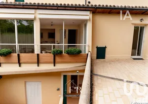 Townhouse at Le Pontet (84130)