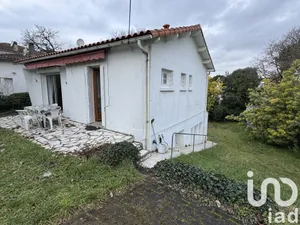 Traditional house in Royan (17200)