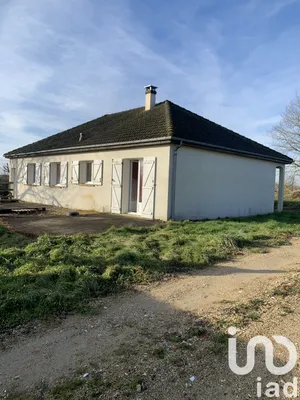 Traditional house at Villechétive (89320)