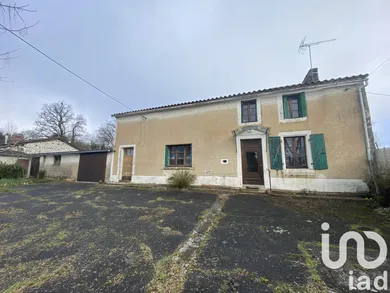 Maison à Mazerolles (16310)