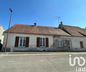 Maison de village à Angerville (91670)