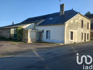 Village house at Pré-en-Pail (53140)
