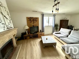 Traditional house at Milhaud (30540)