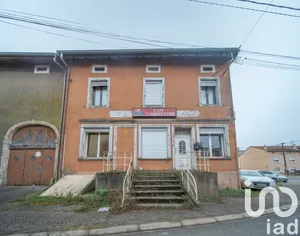 Building at Distroff (57925)