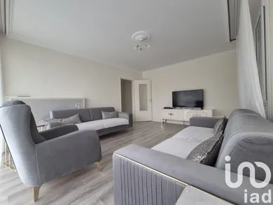 Appartement à Évry (91000)