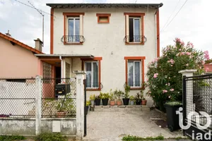 Maison traditionnelle à Le Blanc-Mesnil (93150)