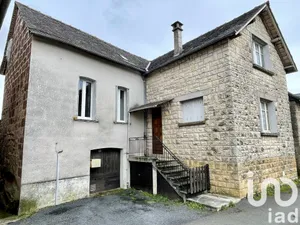 Village house at Vars-sur-Roseix (19130)