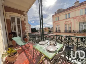 Apartment at Hyères (83400)